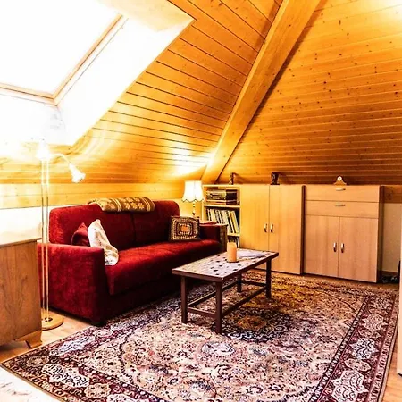 Apartment Holidayapartment Kirchweg, Glis *