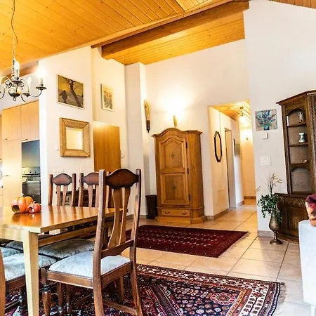 Holidayapartment Kirchweg, Glis Бриг