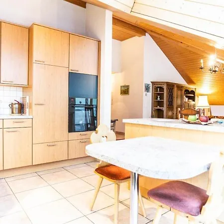 Holidayapartment Kirchweg, Glis *