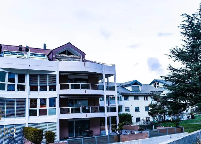 Holidayapartment Kirchweg, Glis 公寓